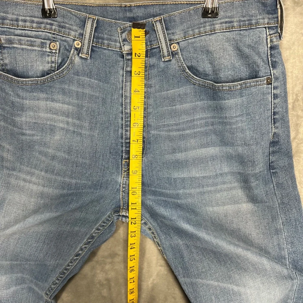 Levi 505 Jeans Men's Size 34x31* (tag 34x32) Blue Straight Leg‎ Mid Rise